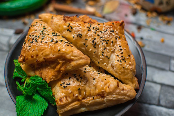 EGG PUFFS