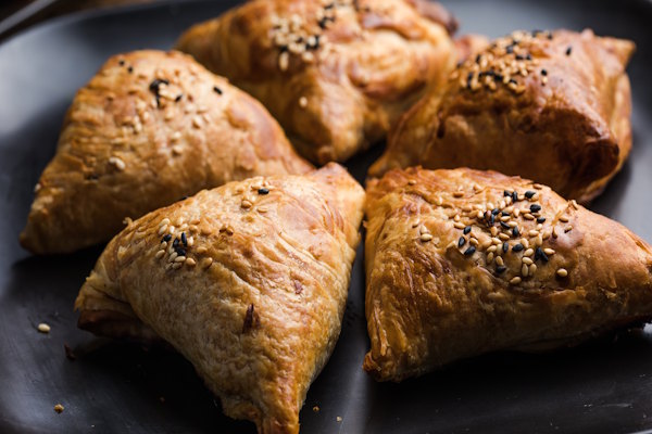 CHICKEN PUFFS