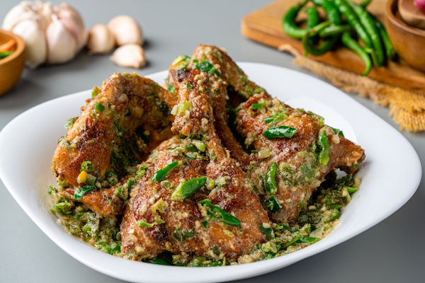 Green Chilli Chicken
